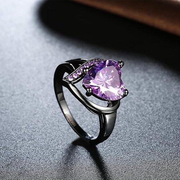 Heart Cubic Zirconia Promise Ring for Women - Purple Zirconia with Black Ring - Picture 5 of 5